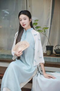 ao-dai-cach-tan