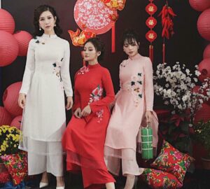 ao-dai-cach-tan-phoi-quan-ong-rong